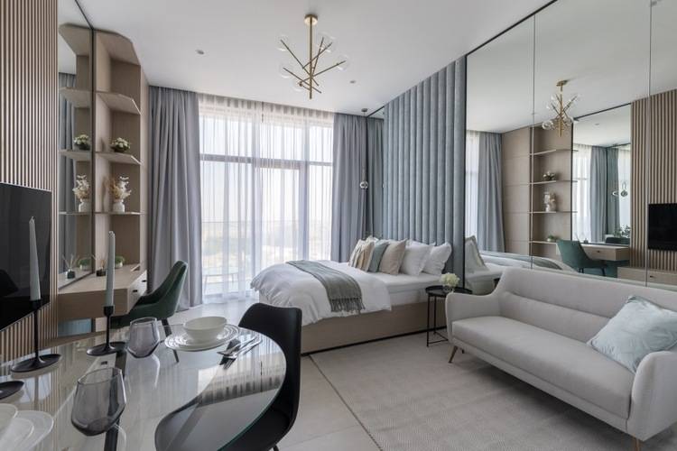 Spacious Studio Westwood