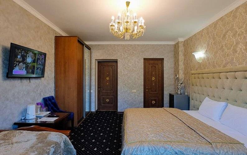 Golden House (Голден Хаус) Гостевой Дом