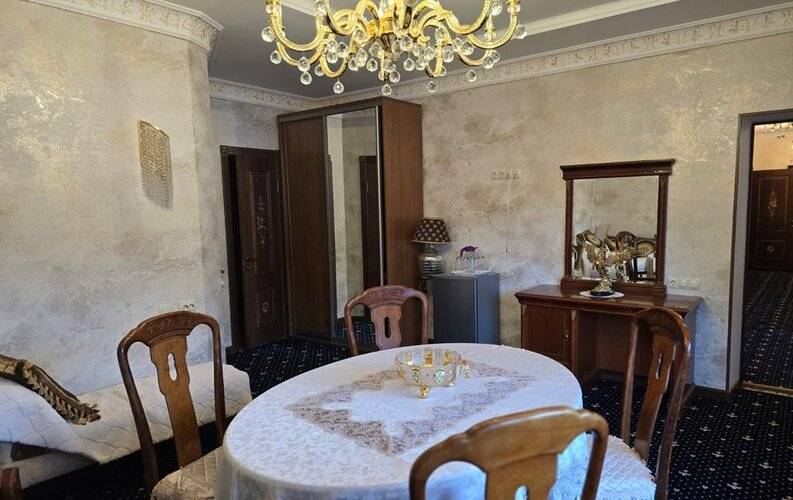 Golden House (Голден Хаус) Гостевой Дом