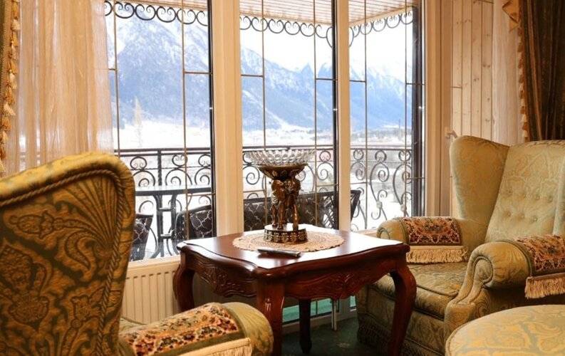 Golden House (Голден Хаус) Гостевой Дом