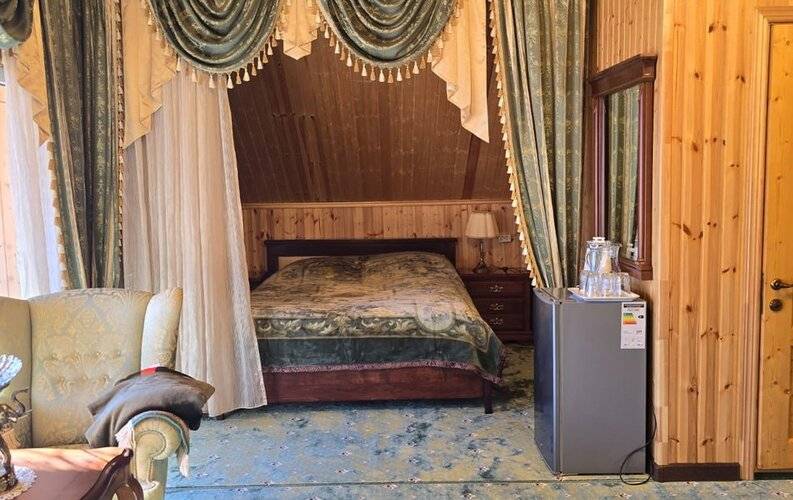 Golden House (Голден Хаус) Гостевой Дом