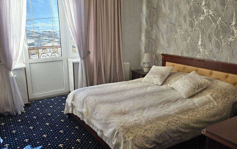 Golden House (Голден Хаус) Гостевой Дом