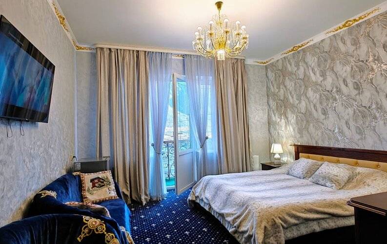 Golden House (Голден Хаус) Гостевой Дом