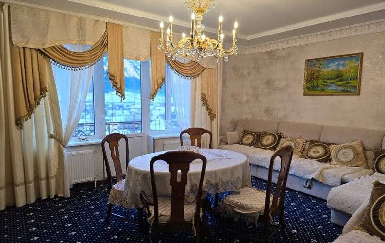 Golden House (Голден Хаус) Гостевой Дом