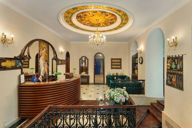 Bella Casa
