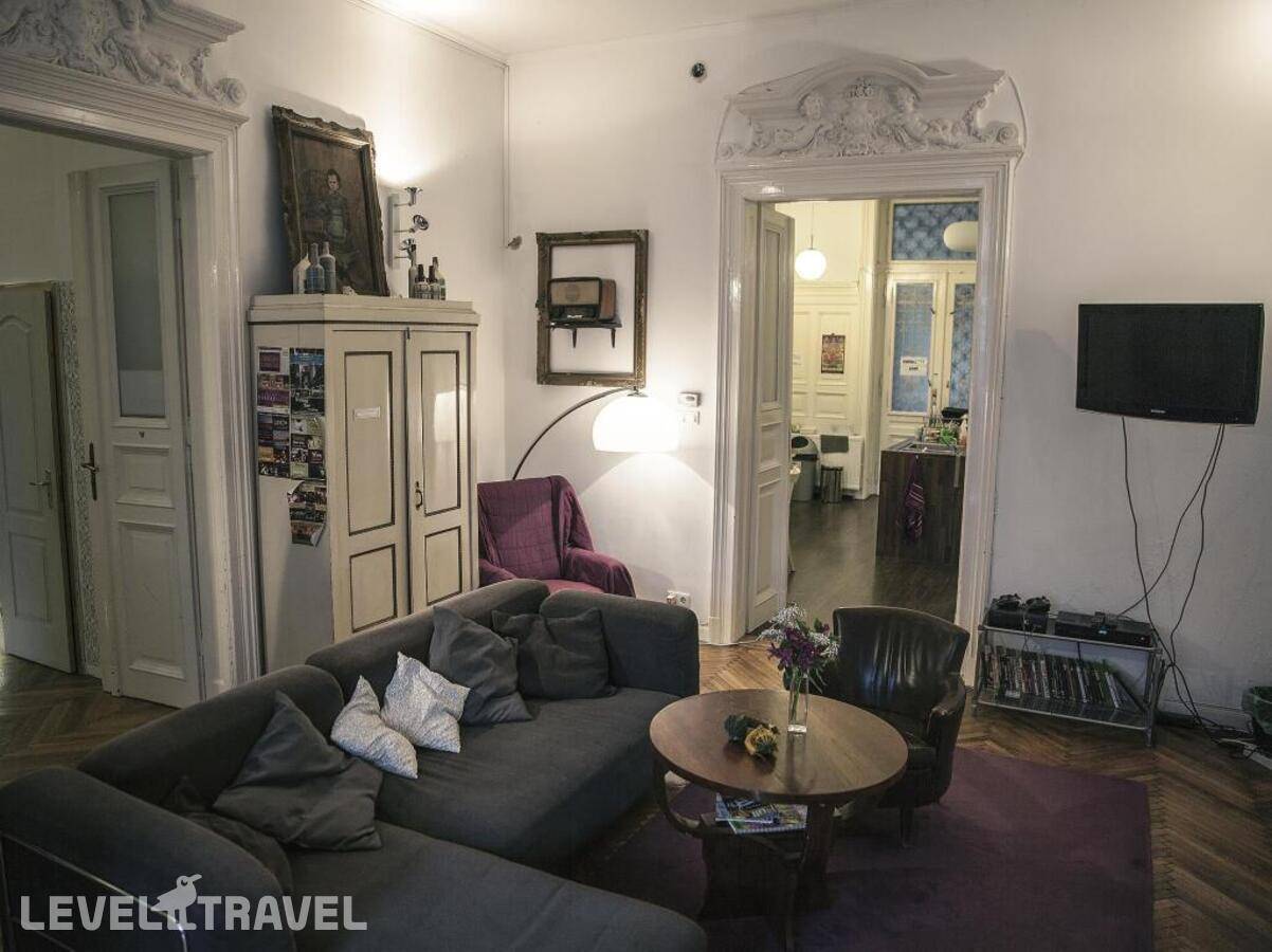 фотографии отеля Baroque Hostel в Венгрия(Будапешт) - фото №13