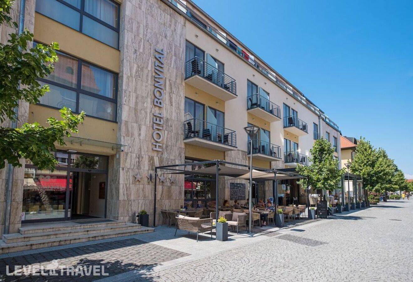 фотографии отеля Bonvital Wellness & Gastro Hotel Heviz (Adults Only 14+) в Венгрия(Хевиз) - фото №1