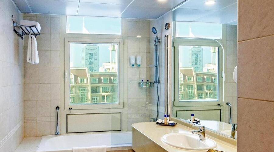 Roda Al Murooj Residences & Apartment