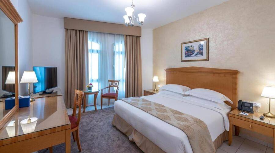 Roda Al Murooj Residences & Apartment