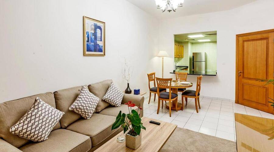 Roda Al Murooj Residences & Apartment