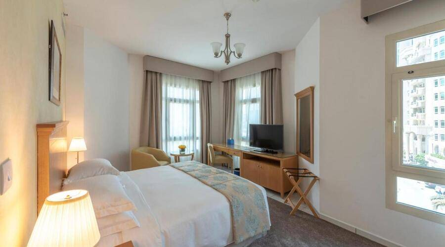 Roda Al Murooj Residences & Apartment