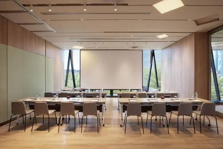 Dusitd2 Samyan Bangkok