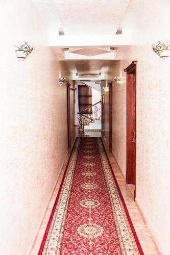 Iberia Palace Hotel & Restaurant