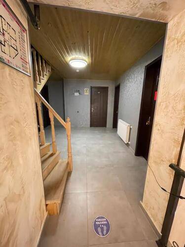 Elite House