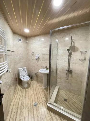 Elite House
