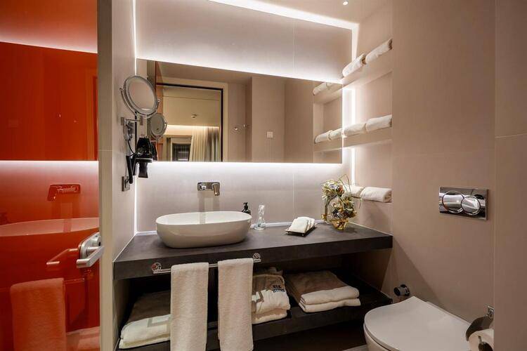 Erk Hotel