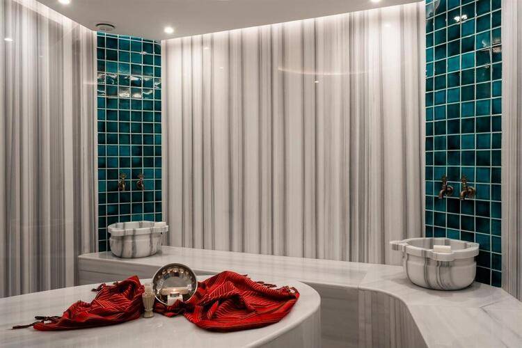 Erk Hotel