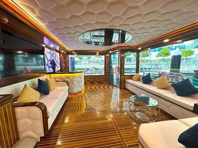 Orchid Overnight Superyacht