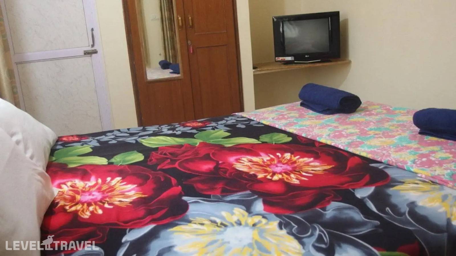 фотографии отеля Yellow House в Индия(Вагатор) - фото №7