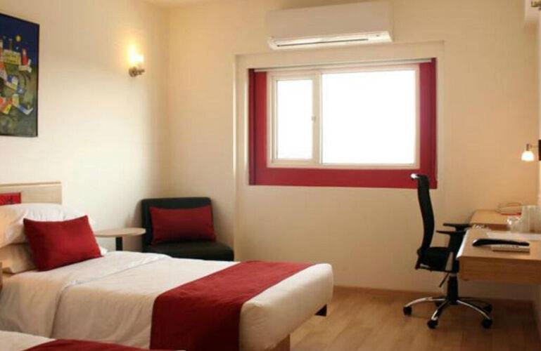 Red Fox By Lemon Tree Hotels, Delhi Airport