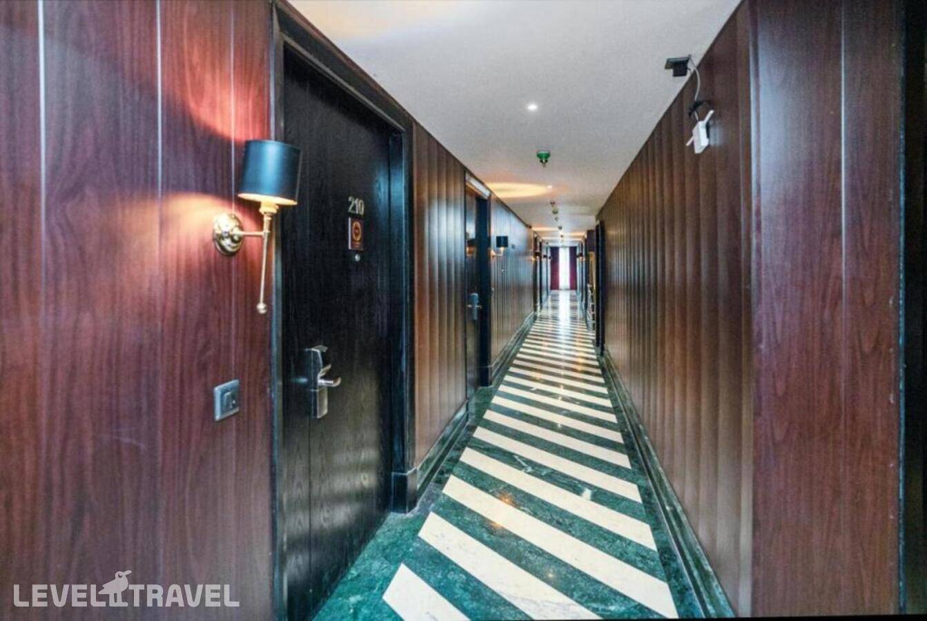 фотографии отеля Foxoso Hotel Delhi в Индия(Нью-Дели) - фото №7