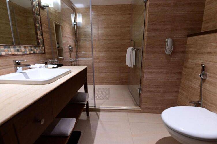 Golden Tulip Vagator