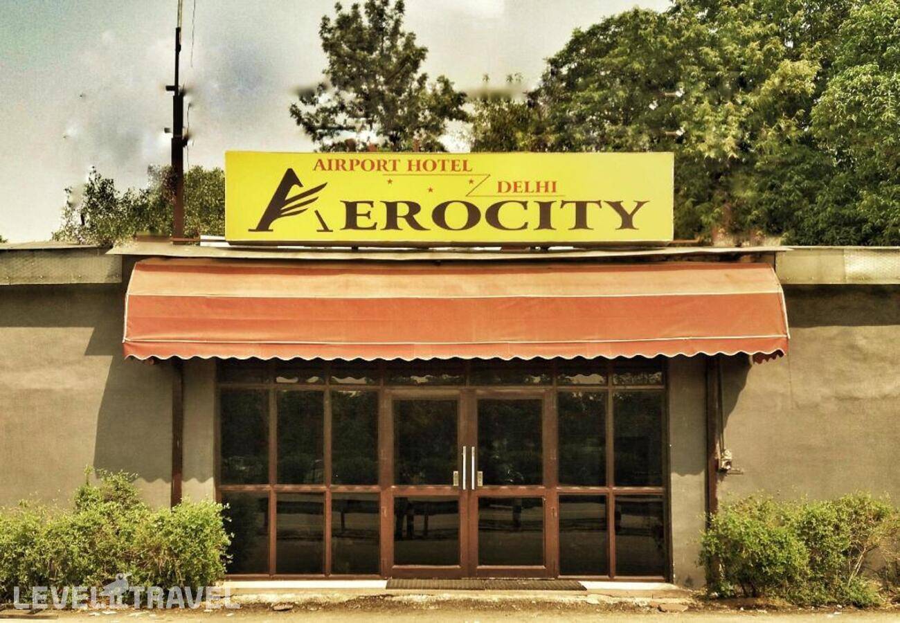 фотографии отеля Hotel Delhi Aerocity в Индия(Нью-Дели) - фото №1