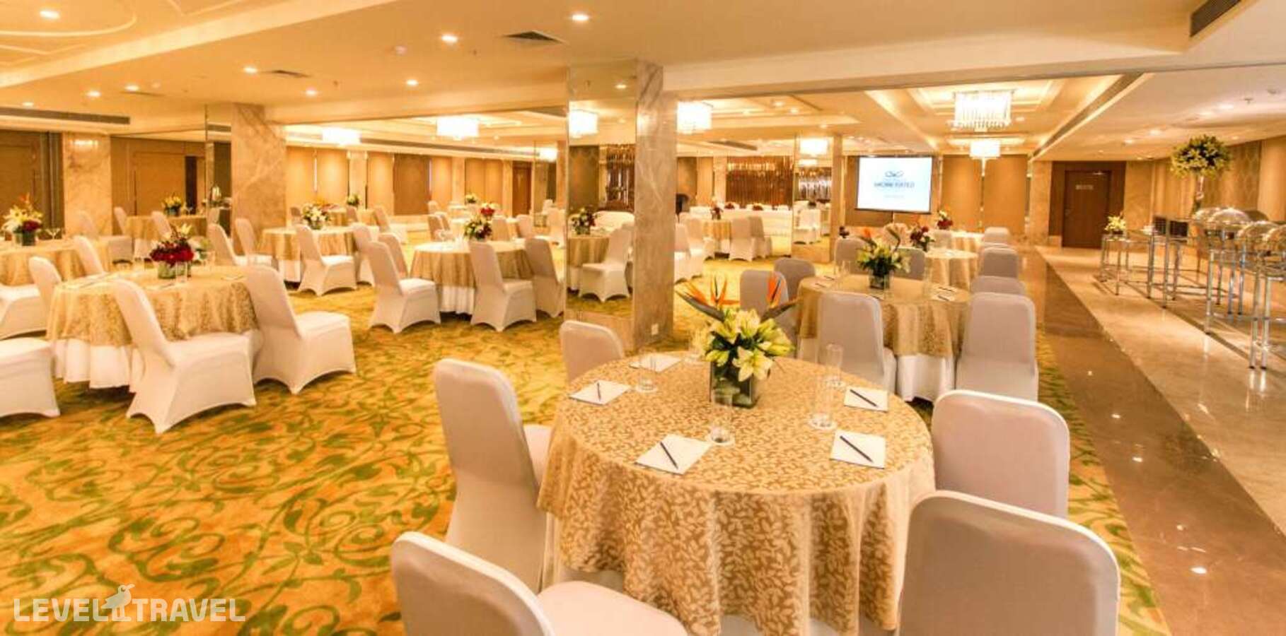 фотографии отеля Deventure Sarovar Portico Kapashera в Индия(Нью-Дели) - фото №15