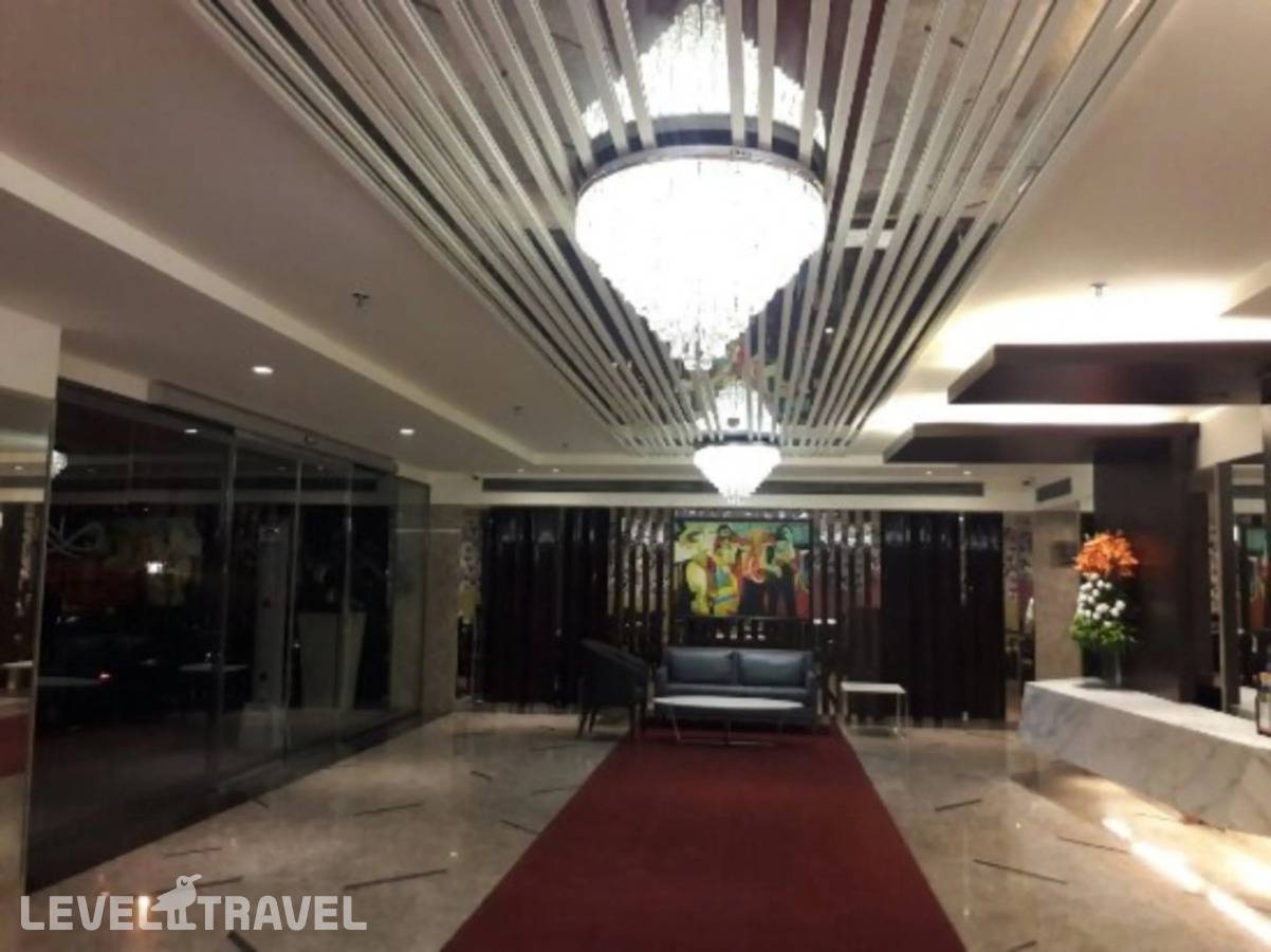 фотографии отеля Deventure Sarovar Portico Kapashera в Индия(Нью-Дели) - фото №17