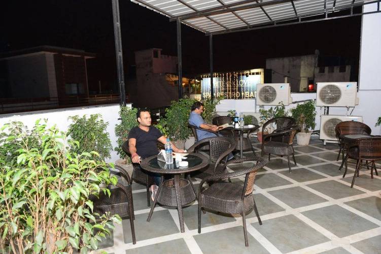 Hotel Cabana Pahar Ganj
