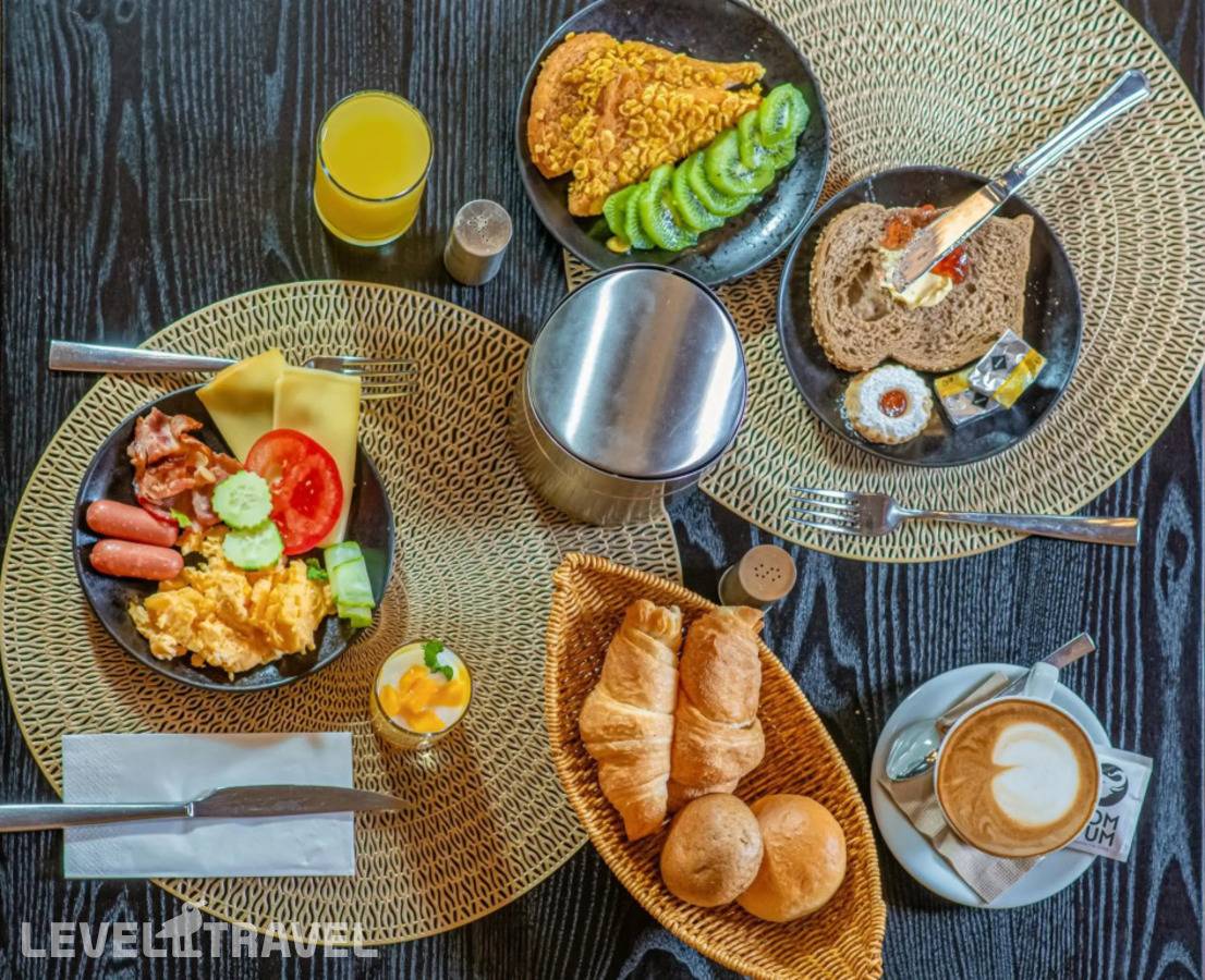 фотографии отеля Andrassy Thai Hotel в Венгрия(Будапешт) - фото №12