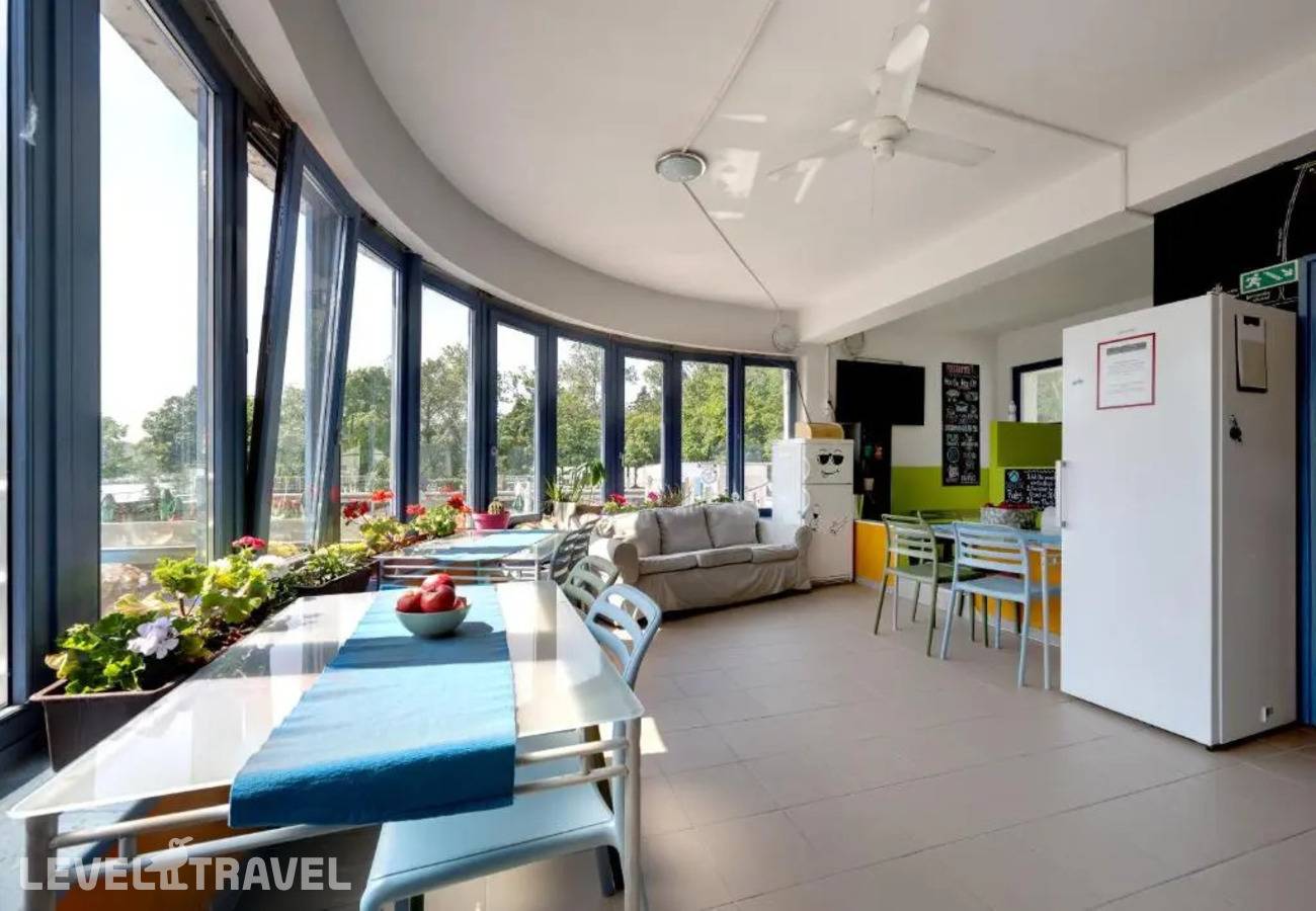 фотографии отеля Island Hostel - Adults Only в Венгрия(Будапешт) - фото №10