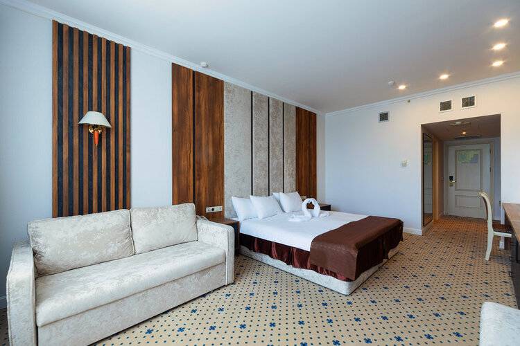 Grace Luxor Volga Congress (Грейс Люксор Волга Конгресс)