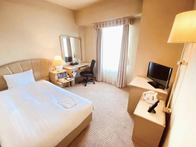 Отель Smile Hotel Tokyo Nishikasai