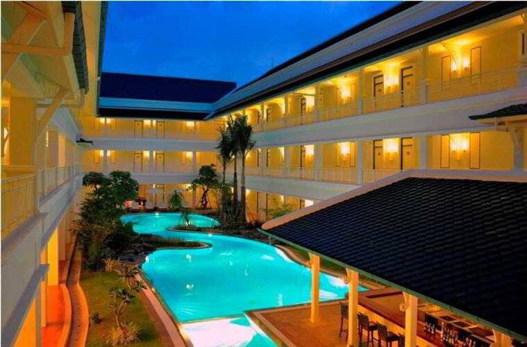 Kalanan Riverside Resort