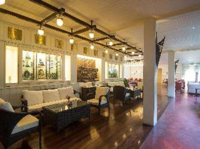 Kalanan Riverside Resort