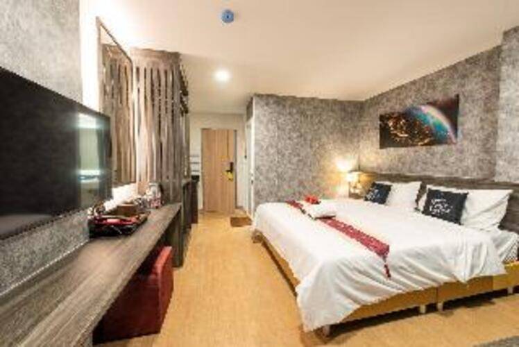 Metro Hotel Ratchada 36 By Zuzu