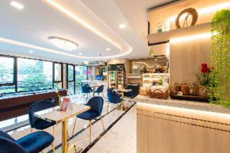 Metro Hotel Ratchada 36 By Zuzu