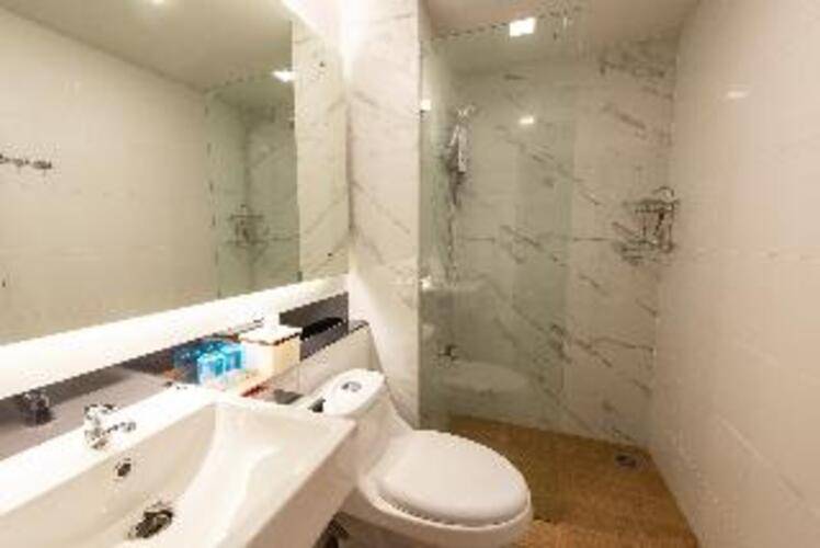 Metro Hotel Ratchada 36 By Zuzu