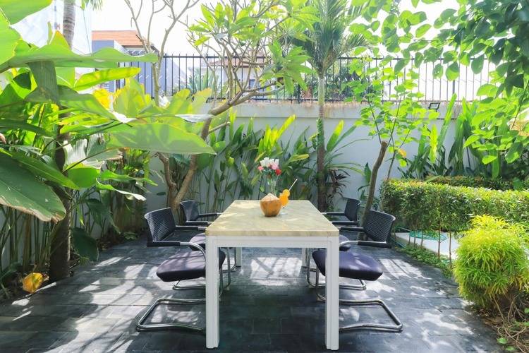 Margarita Surf Hostel Canggu