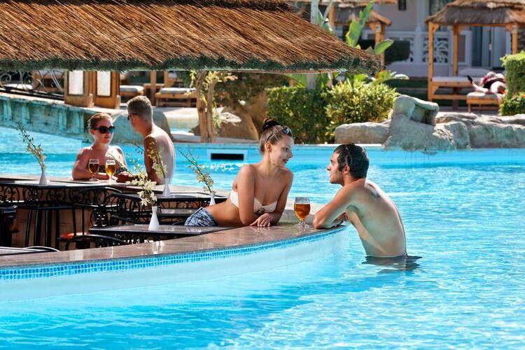 Royal Lagoons Resort & Aqua Park