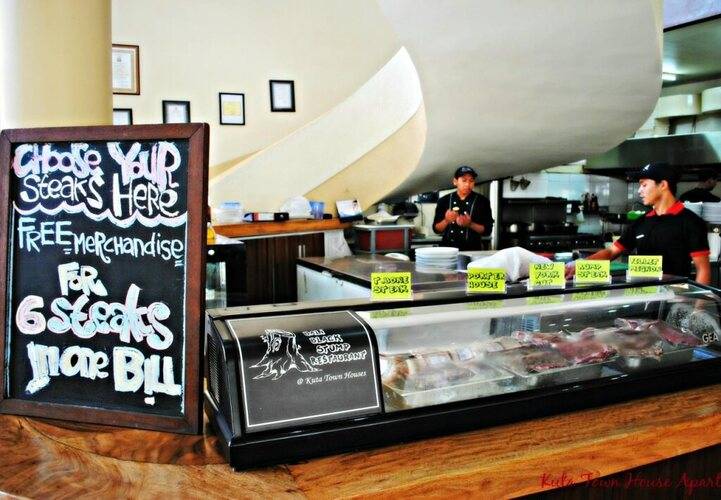 Kuta Townhouse Apartments