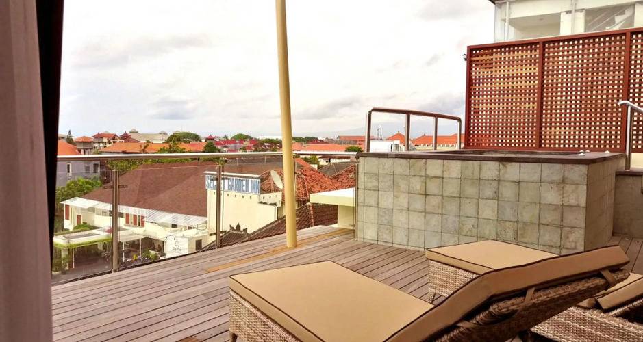 Kuta Townhouse Apartments