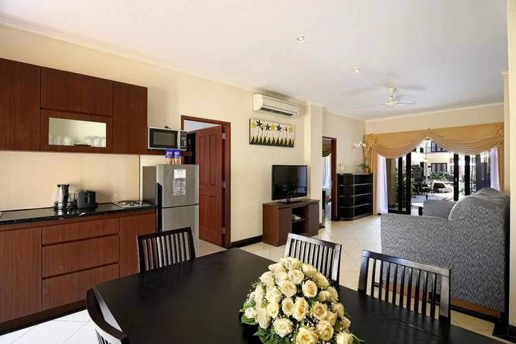 Kuta Townhouse Apartments