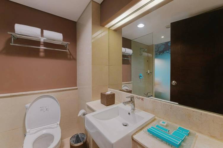 Grand Ixora Kuta Resort