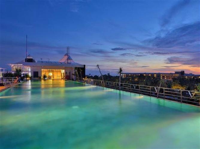 De Vins Sky Hotel Seminyak