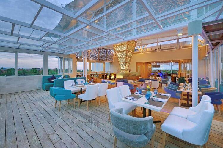 De Vins Sky Hotel Seminyak