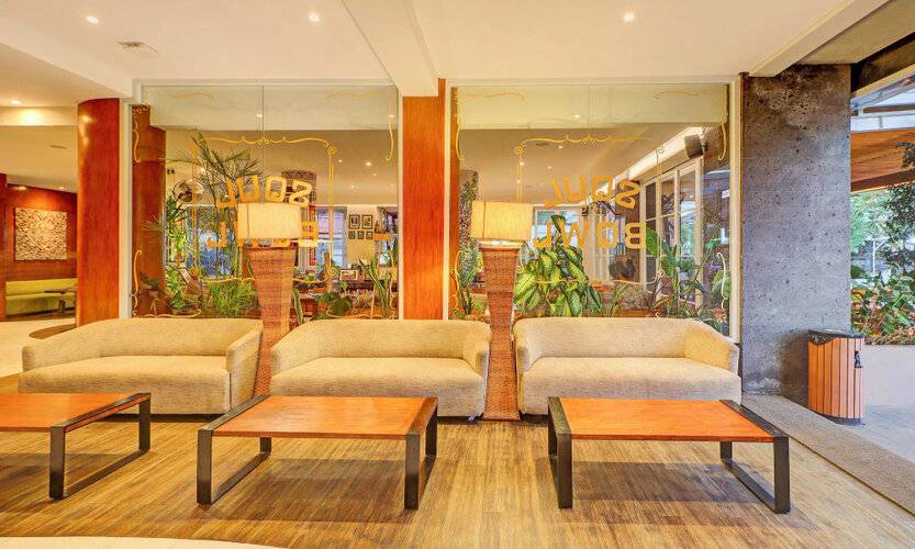 Palette Signature Hotel