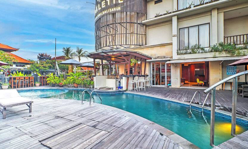 Palette Signature Hotel