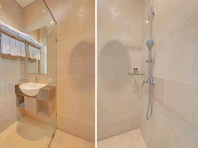 Townhouse Oak Signature Hotel